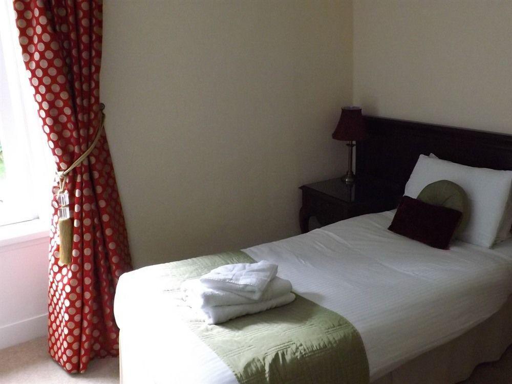 Bennachie Lodge Hotel Kemnay Extérieur photo