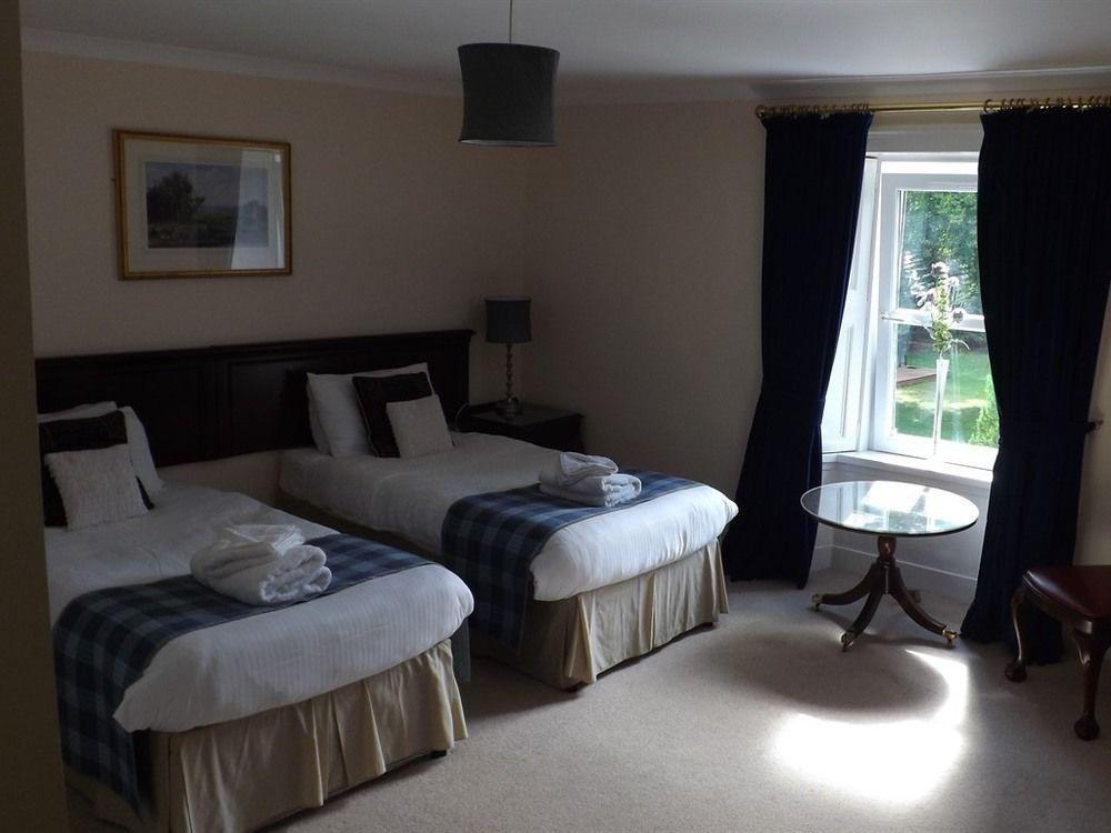 Bennachie Lodge Hotel Kemnay Extérieur photo